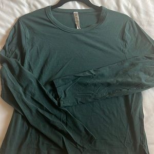 LULULEMON long sleeve